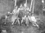 Мария Аркадьевна Смушкова с дочерьми и пасынками